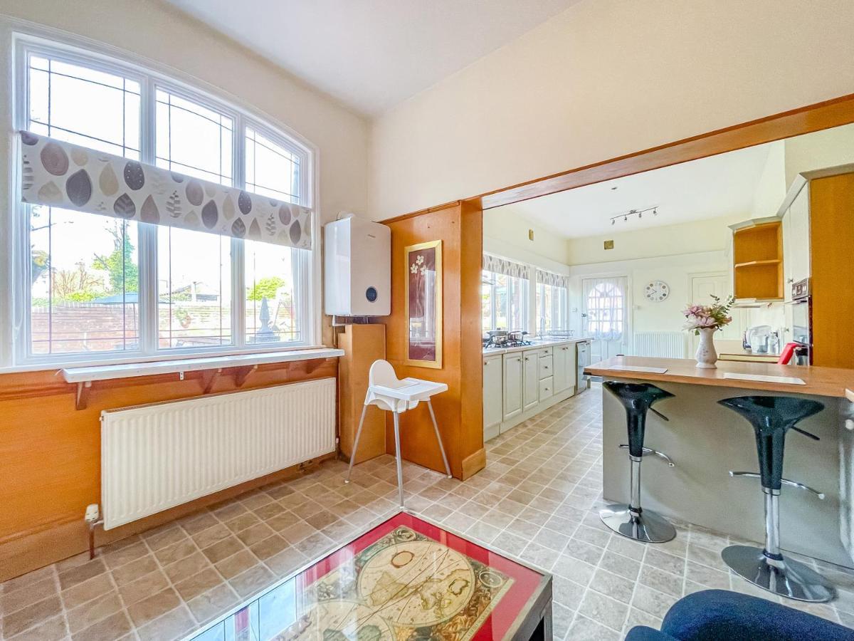 *Rg9Bc* For Your Most Relaxed & Cosy Stay + Free Parking + Free Fast Wifi * Leeds Kültér fotó